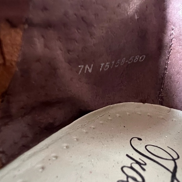 Trotters "Liz" Weaved Leather Slip-on Loafers in Brown - Picture 5 of 6